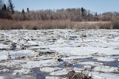ice jams and snow on lake due to spring thaw Photo Credit: nathan4847 (iStock).