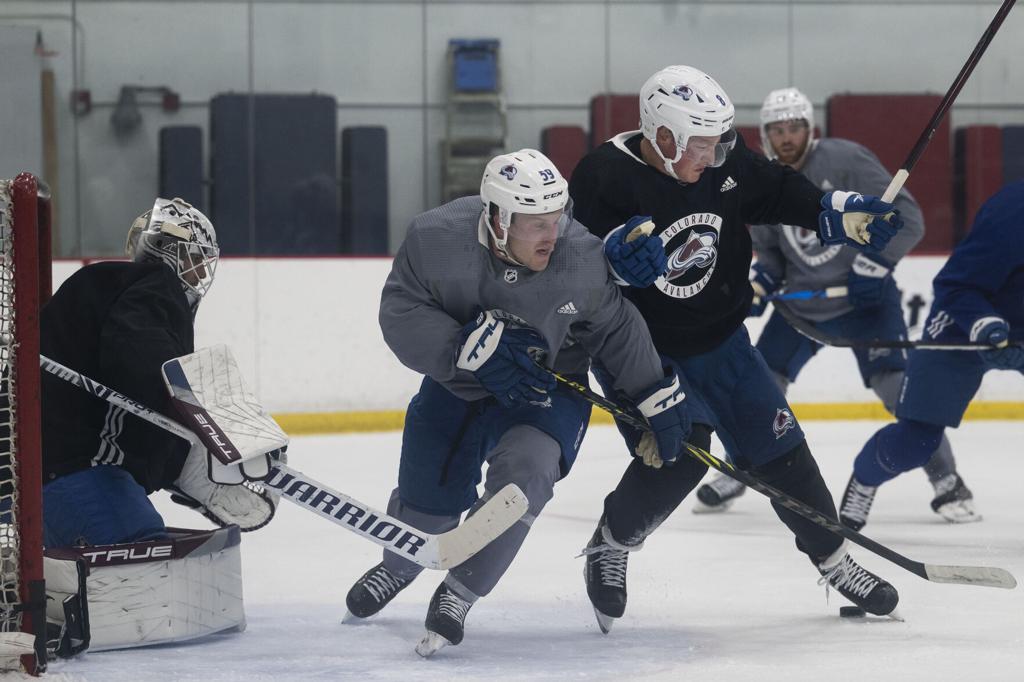 Avs coach Jared Bednar wishy-washy on starting goalie after 6-2 blowout loss