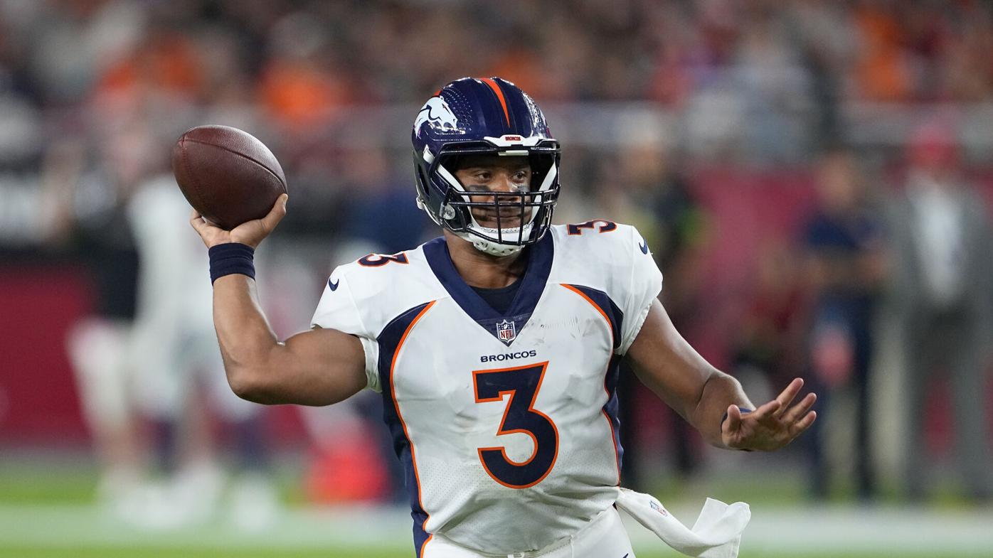 Why jersey No. 0 is meaningful to Denver Broncos outside