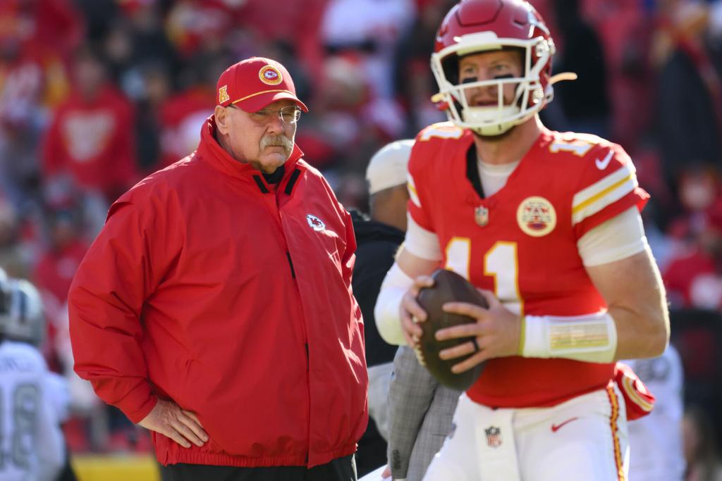 Andy Reid, Carson Wentz and Chiefs won't tank vs. Broncos | Sports Coverage  | denvergazette.com