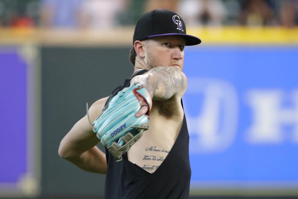 Hats and Tats: A Lifestyle: August 8- Seattle Mariners