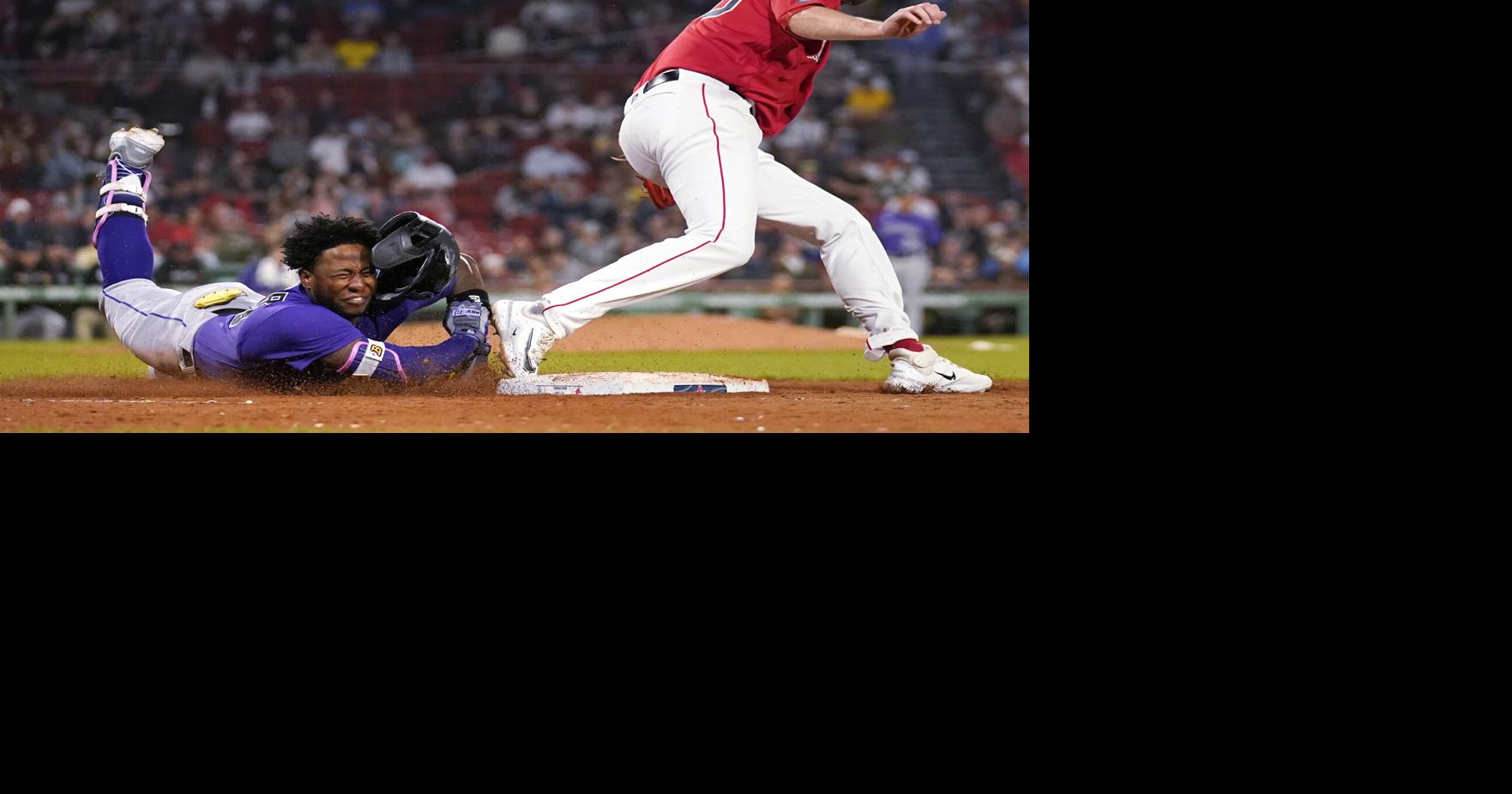 Colorado Rockies win third consecutive game with late road rally