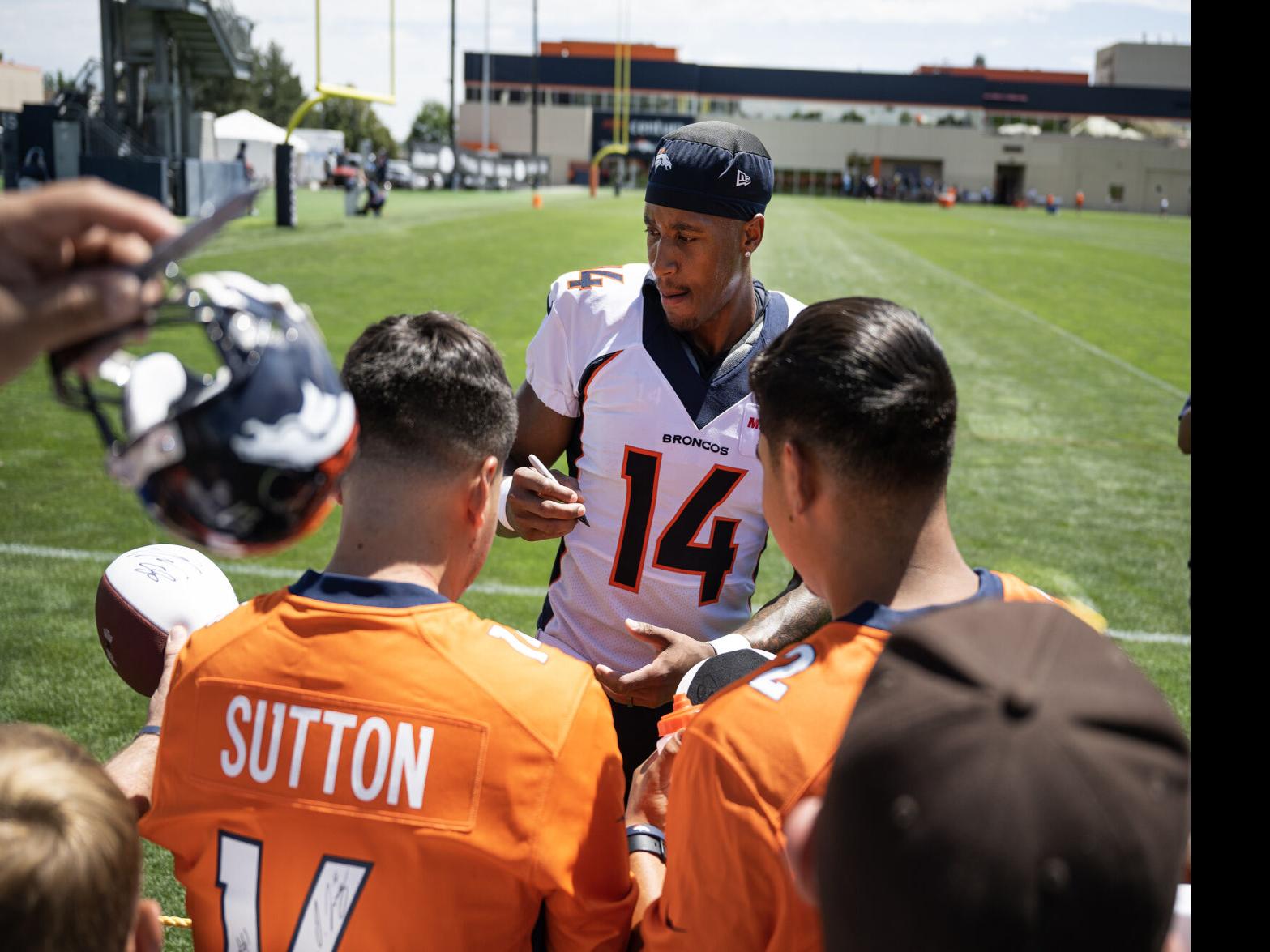 Broncos' Courtland Sutton is expected to miss Monday night's game with an  AC joint sprain 