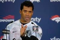 Broncos news: Russell Wilson reacts to Denver's London Jaguars game