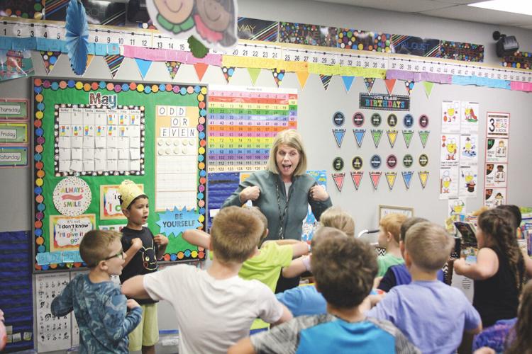 Park Hill teacher Mayes retires after nearly 40 years with USD 260