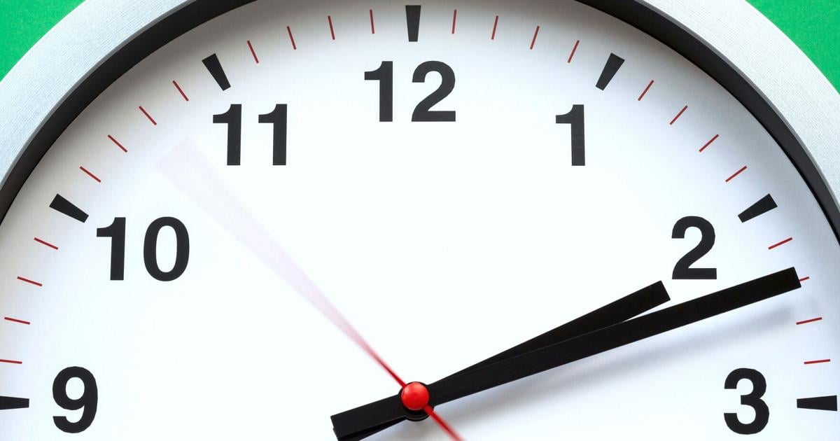 Trump urges passage of Daylight Savings Time bill