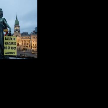 Argentine MPs approve bill to allow mining in glaciers