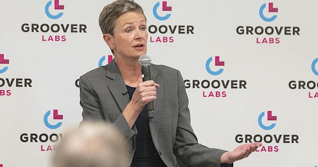 Cases made for, against election of Kansas Supreme Court justices
