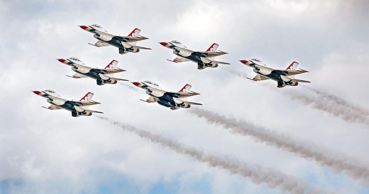 Graduation Spotify McConnell readies the ramp for air show | Area | derbyinformer.com