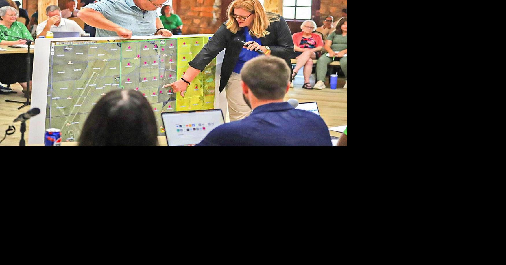 Data center setback deliberations continue Clinton City Council holds first meeting to discuss zoning By CHRIS BALDUS Correspondent cbaldus@clintonherald.com Sep 8, 2026 28 mins ago