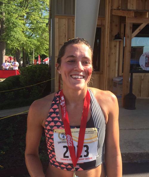 Coke 10k Women S Winner Emma Neigel Sports Djournal Com