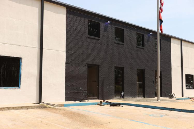 Complex situation Saltillo business shifts in a new direction Business