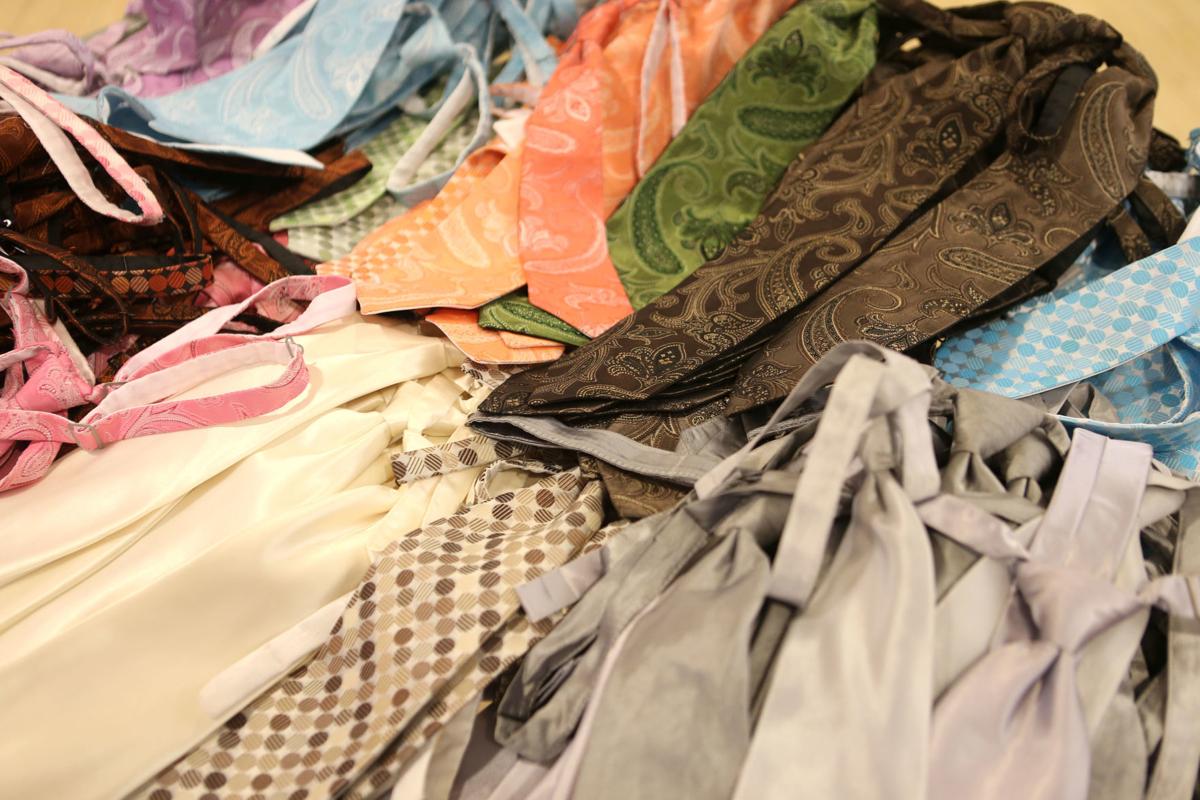 Blessing Others Tupelo Woman Aims To Give Away 4 000 Prom Dresses