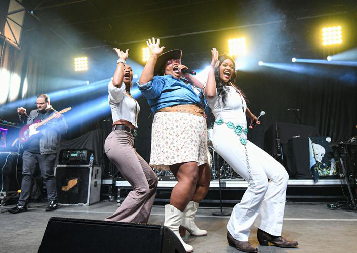 djr-2023-04-29-news-double-decker-bnp11