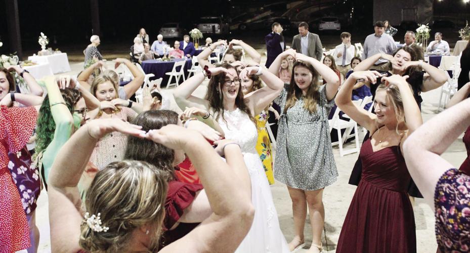 Outside wedding receptions give you plenty of room to enjoy your day