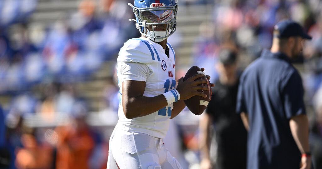 Charlie Weis Jr. wants Ole Miss QB Austin Simmons to be himself