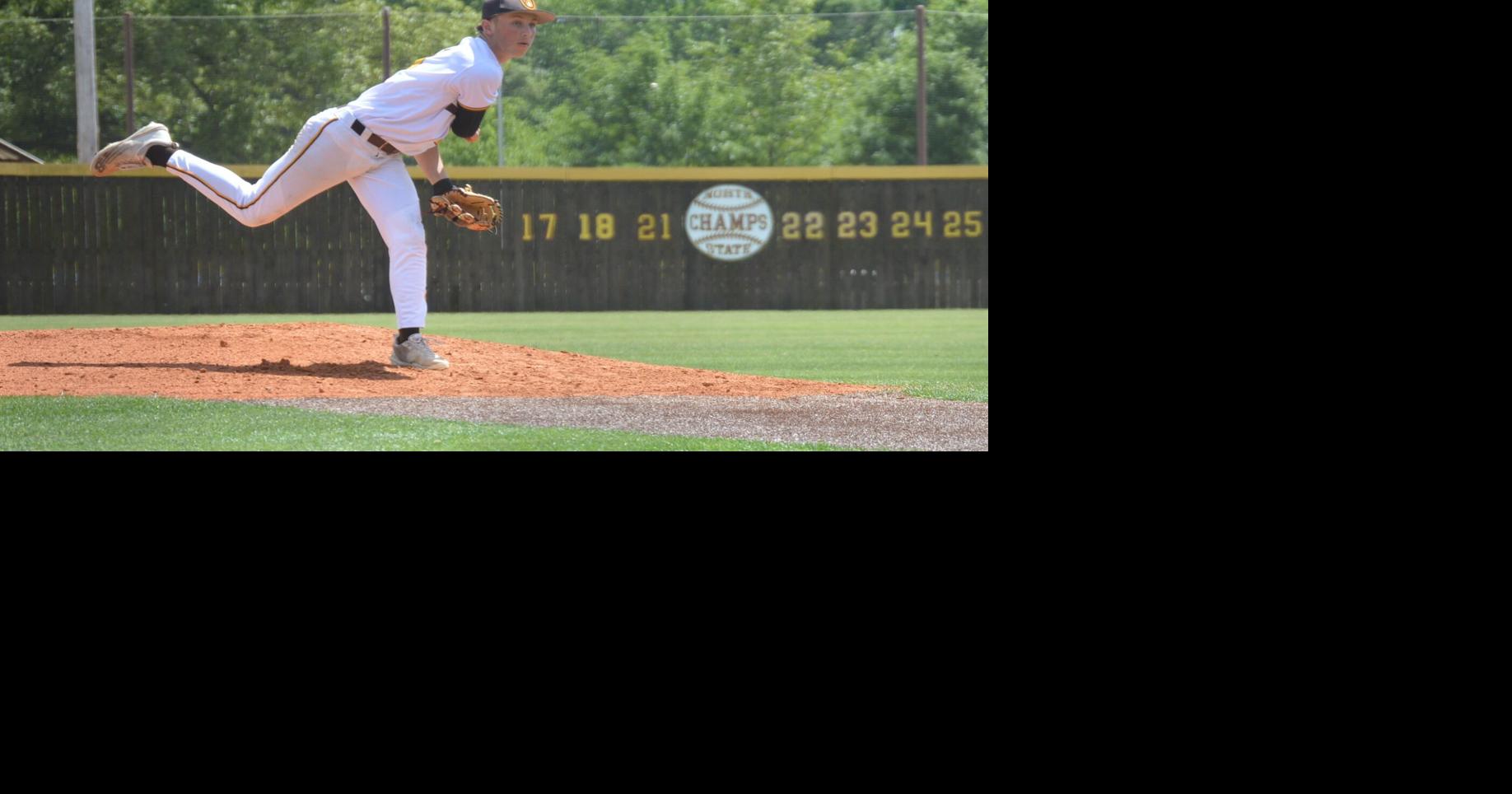 Urchins take series win over Eupora, move on to round three