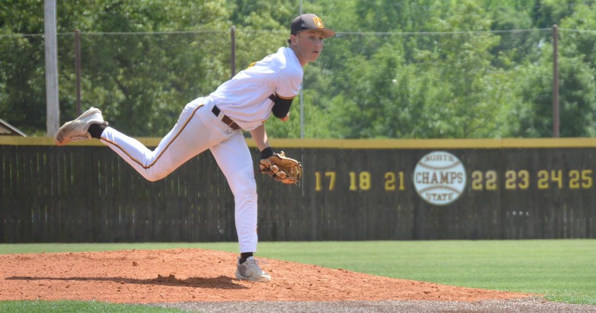 Urchins take series win over Eupora, move on to round three