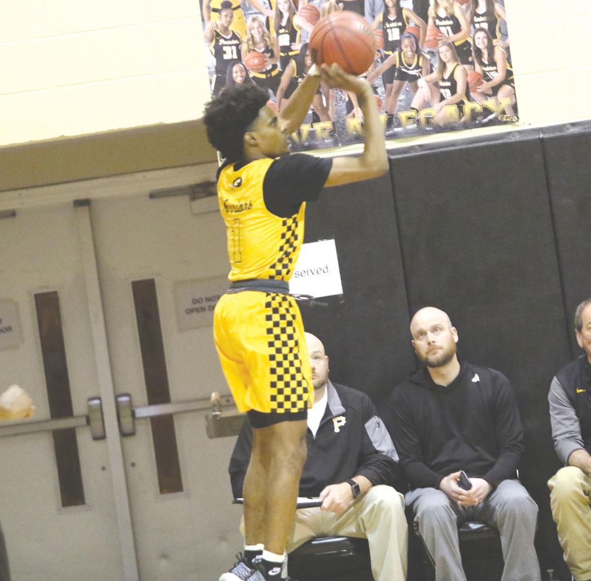 Top Hoops Teams Battle In Rotary Club S Annual Tangle On The