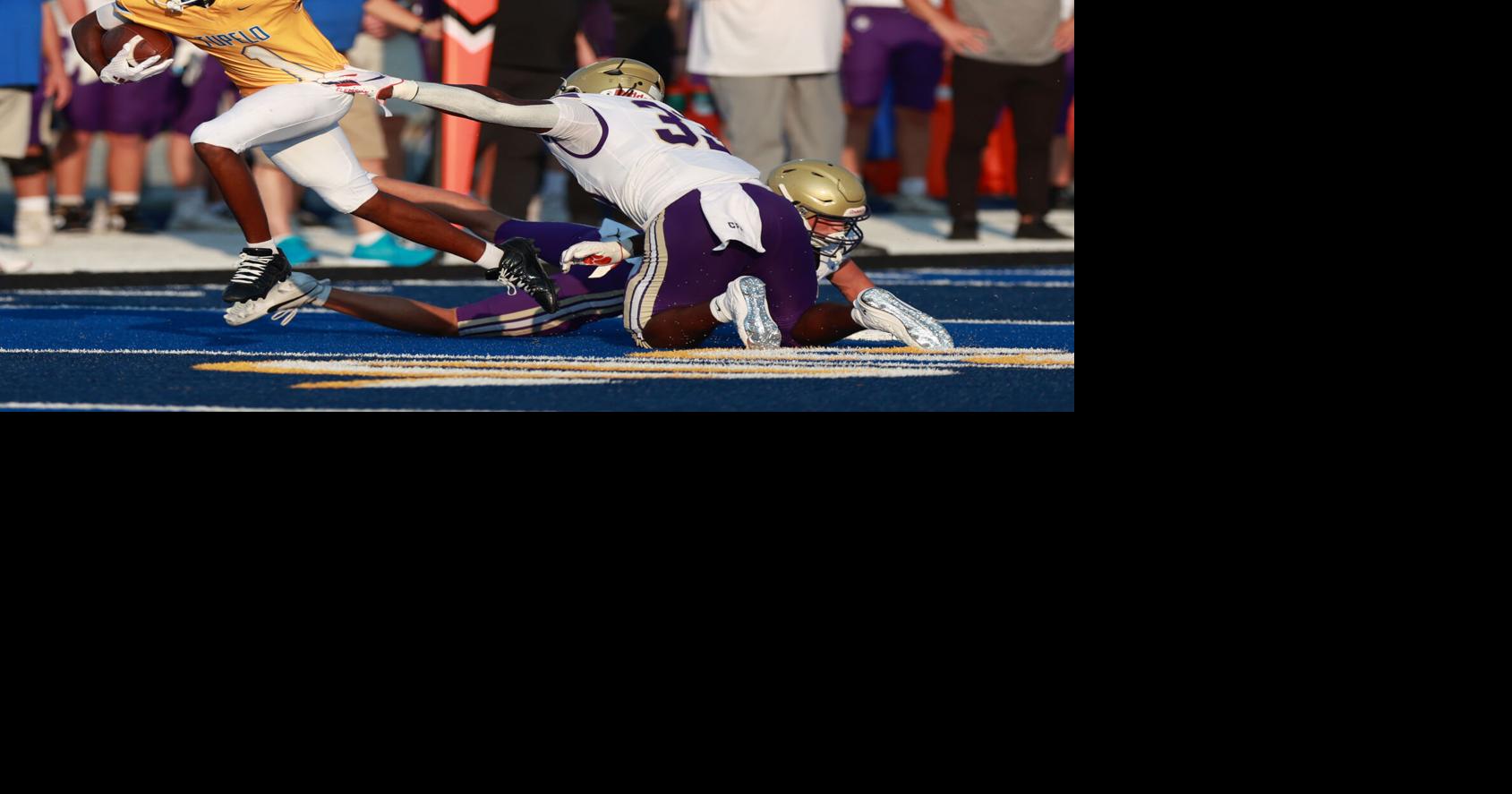 Locked-in Golden Wave start fast, blow past Lions