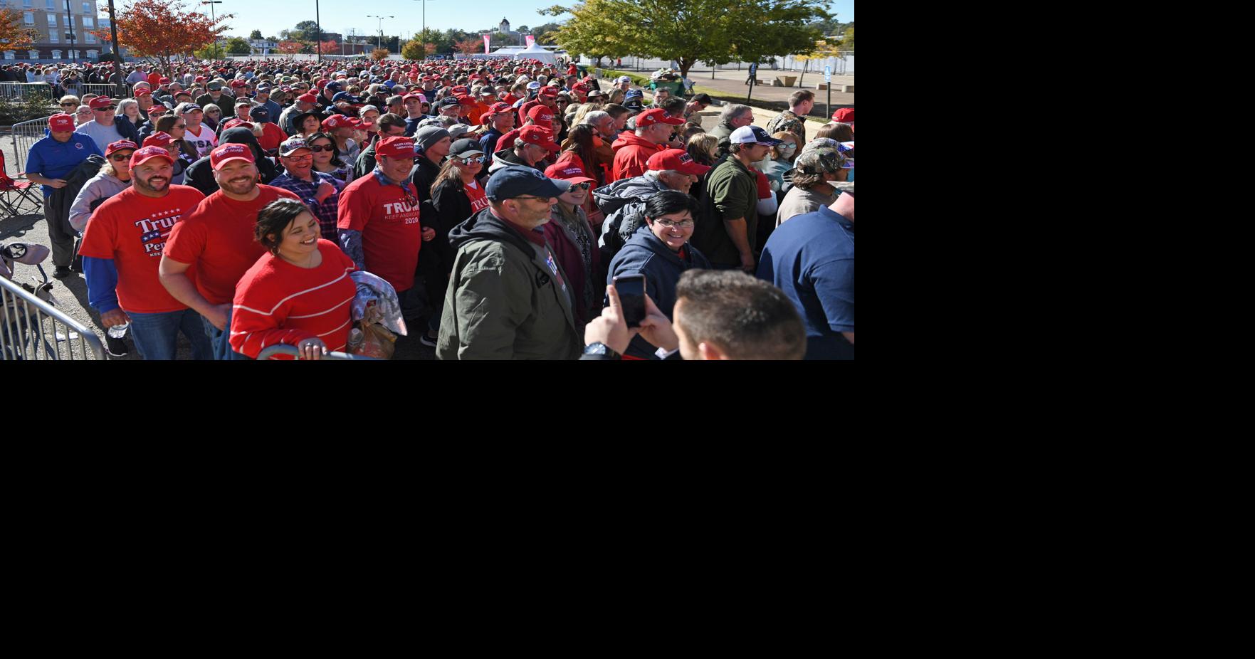 PHOTOS: Crowd gathers for Trump rally in Tupelo | News | djournal.com