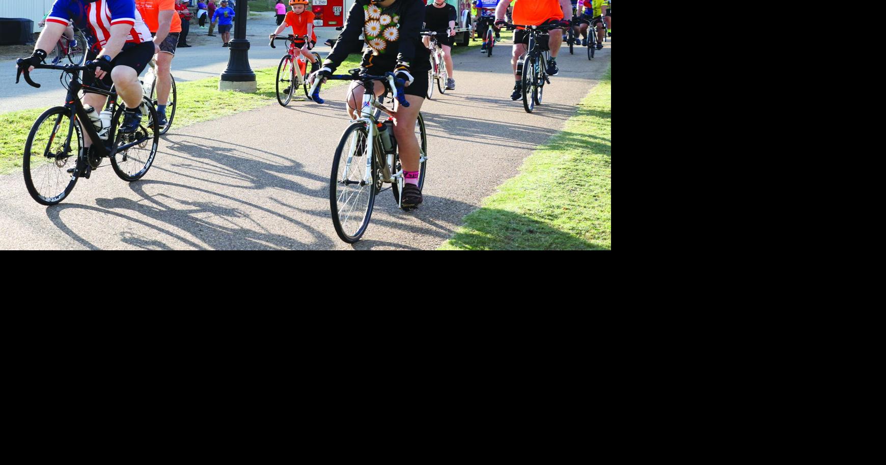 Tour de Bodock draws over 300 cyclists | Photos | djournal.com