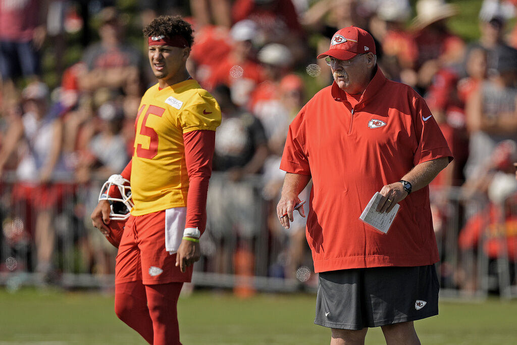 WATCH: Patrick Mahomes returns to St. Joseph ahead of 2023 training camp, Sports