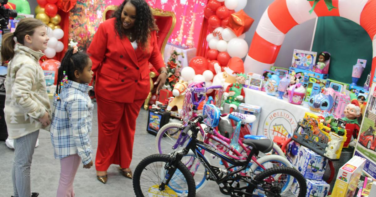 Holliday’s Helping Hands hosts annual toy giveaway