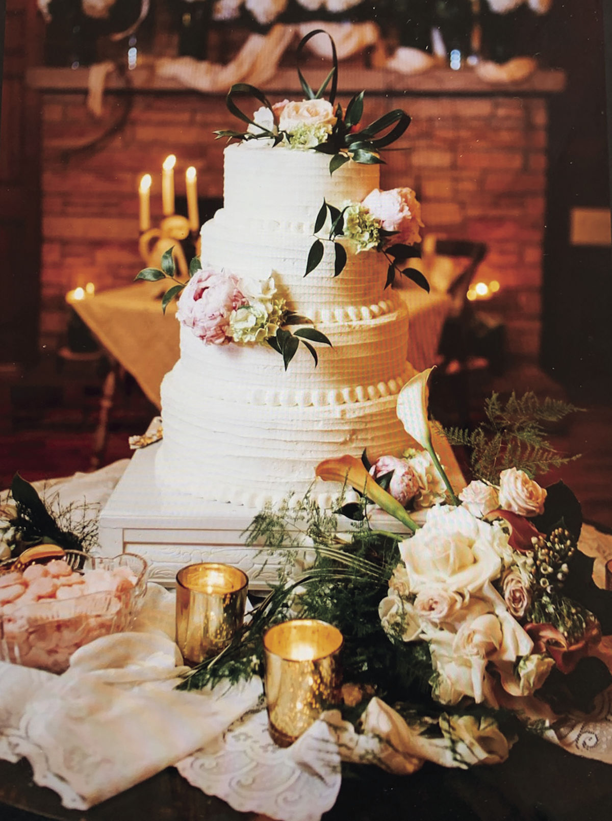 WEDDING CAKES — WAKE AND BAKE
