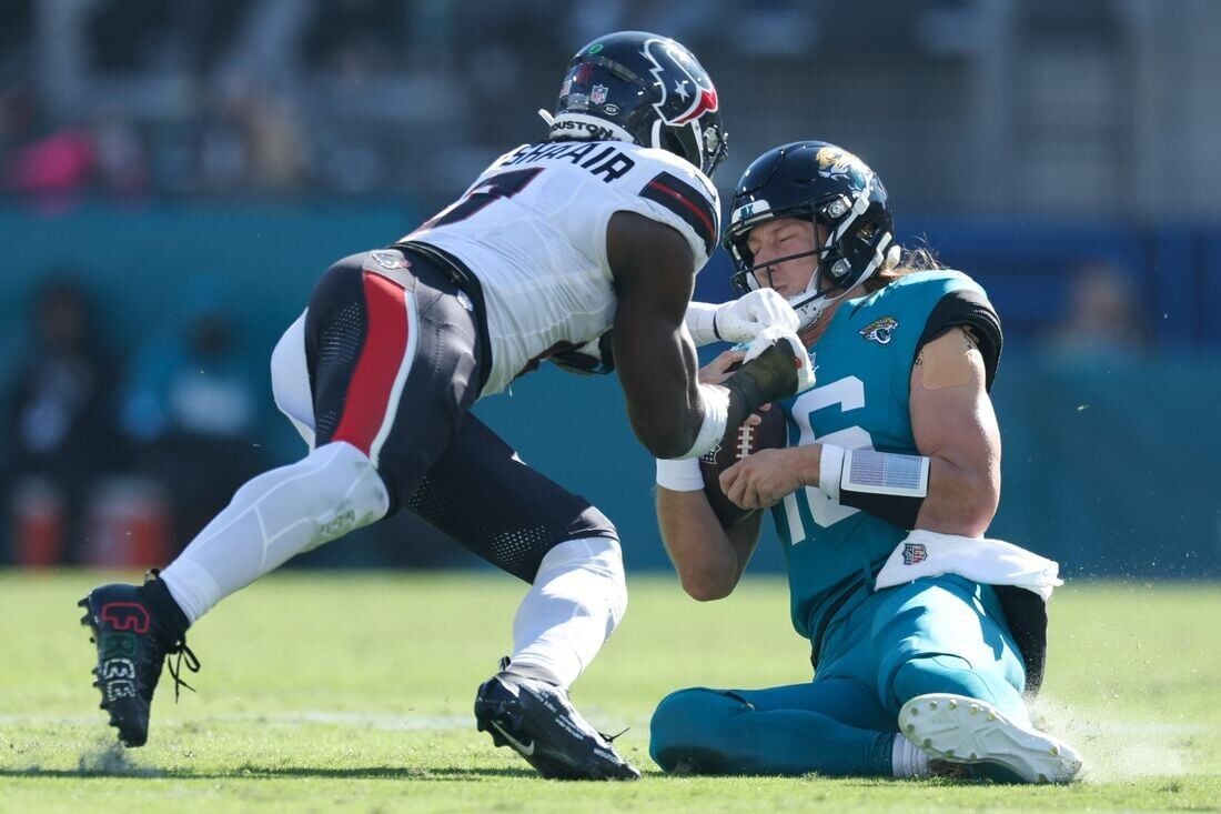 Texans LB Azeez Al-Shaair Apologizes For Hit; Suspension Likely ...