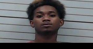 Triple homicide suspect returned to Tupelo, held without bond - Vimarsana News