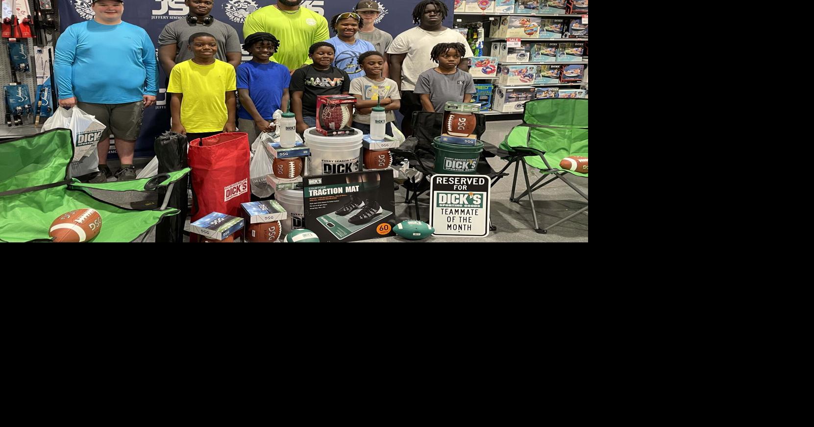 NFL star, former Bulldog Simmons hosts shopping spree with Dick’s Sporting Goods