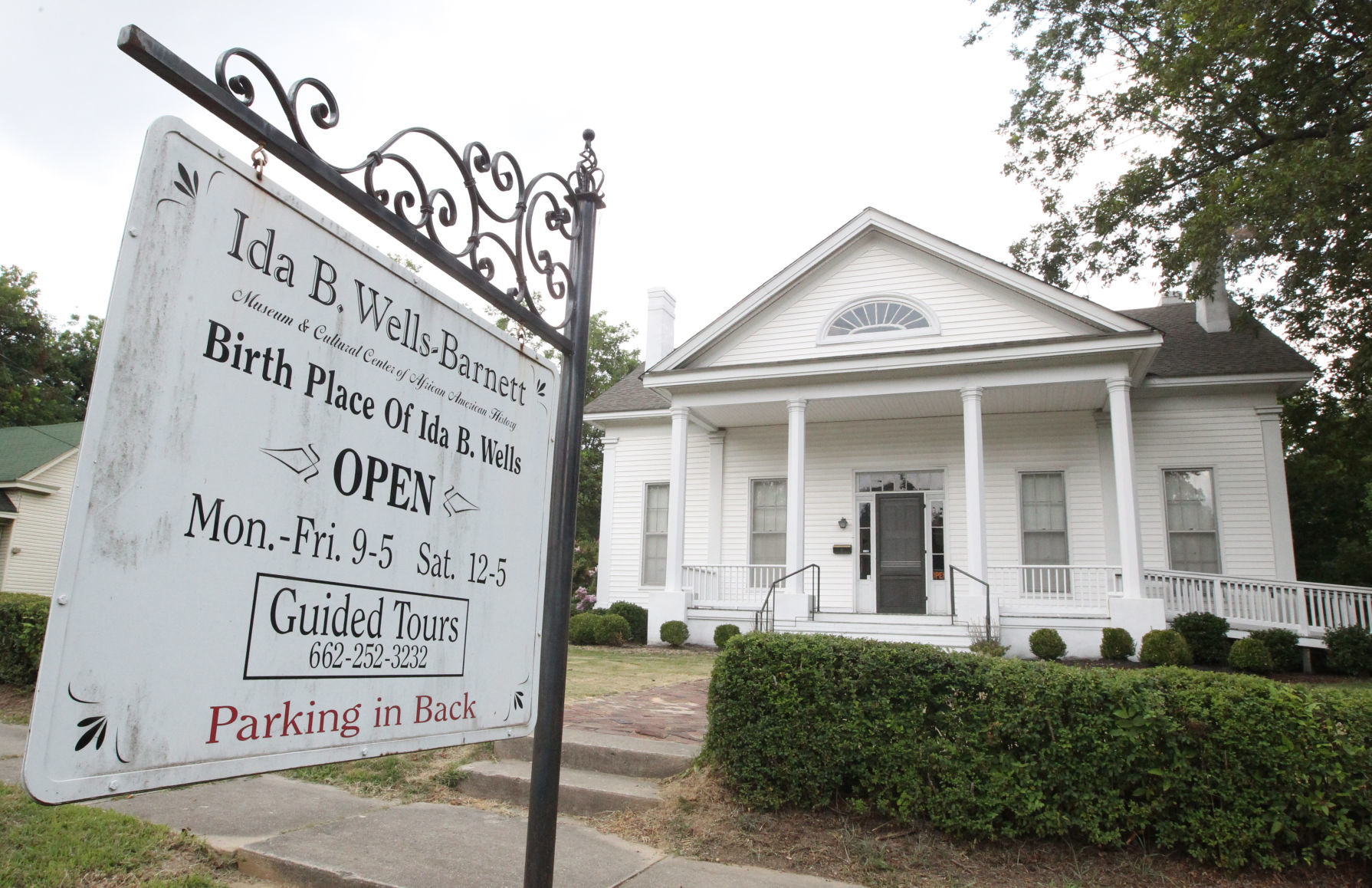 Leona Harris: Director Of Ida B. Wells Museum | News | Djournal.com