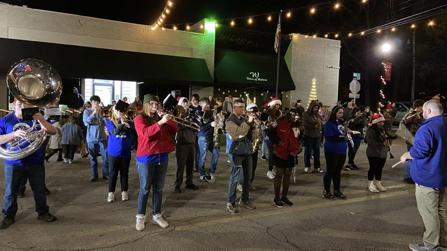 Area Christmas parades highlight holiday season in Benton, Tippah