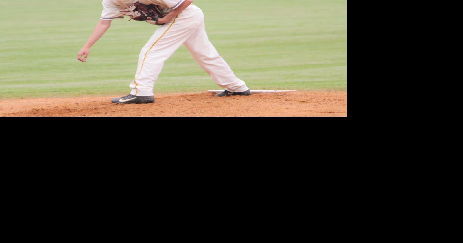 Tremont baseball smashes Vina 151 to open season Sports