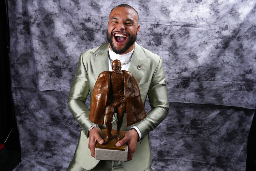 Dak Prescott wins NFL's Walter Payton Man of the Year, Professional sports