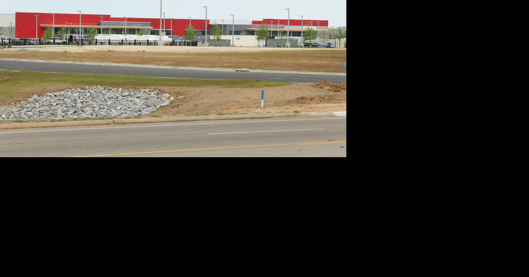 TEPA, Tupelo lock in agreement for underground utilities on Target connector road