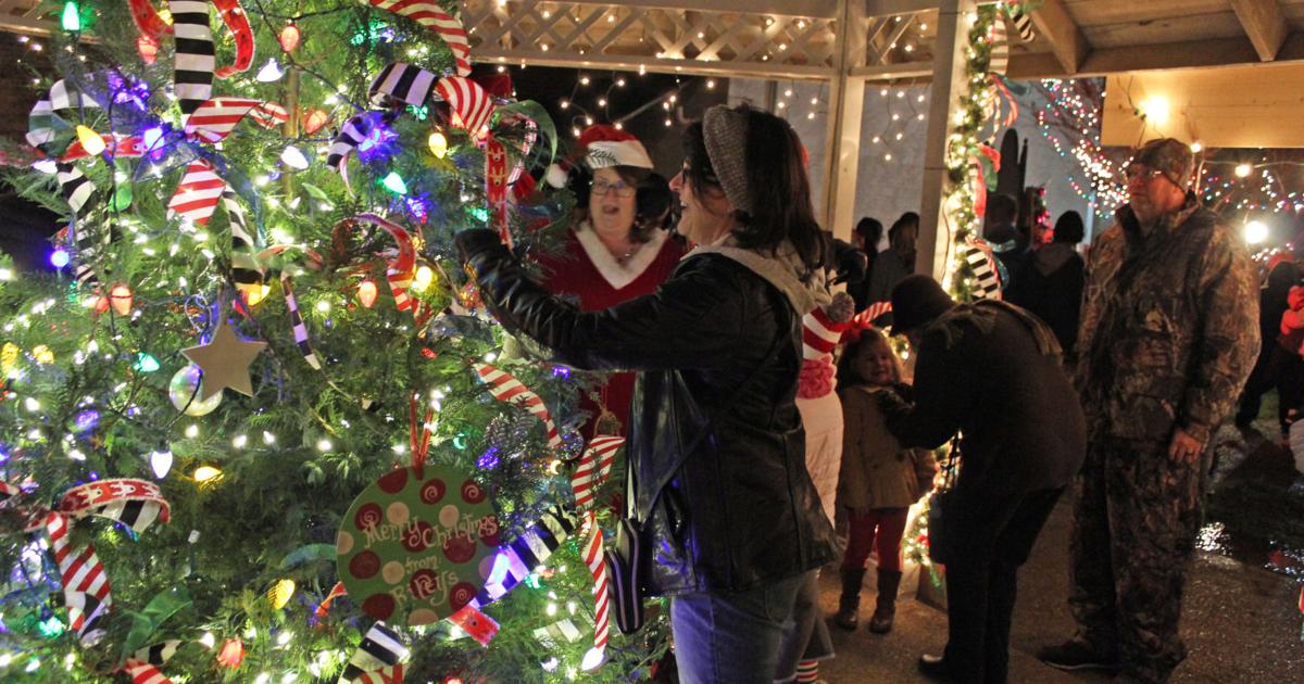 Lebanon Mo Christmas Parade 2021 Psp9 Nixu6uqzm Lebanon Mo Christmas Parade 2021 Psp9 Nixu6uqzm