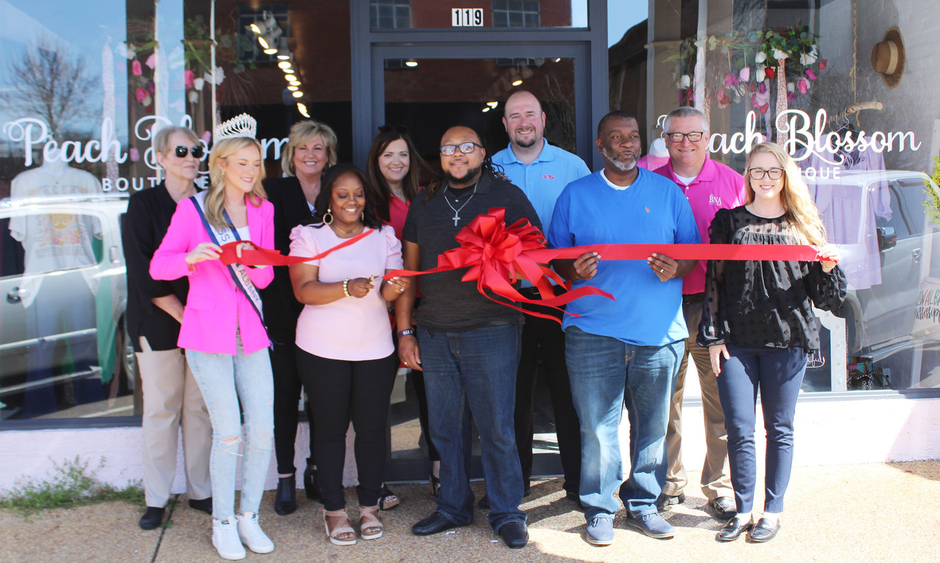 Peach Blossom Boutique opens in New Albany New Albany Gazette