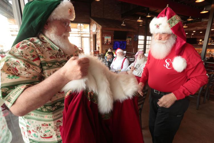 Local Santas, Christmas performers gather to share expertise | Local ...