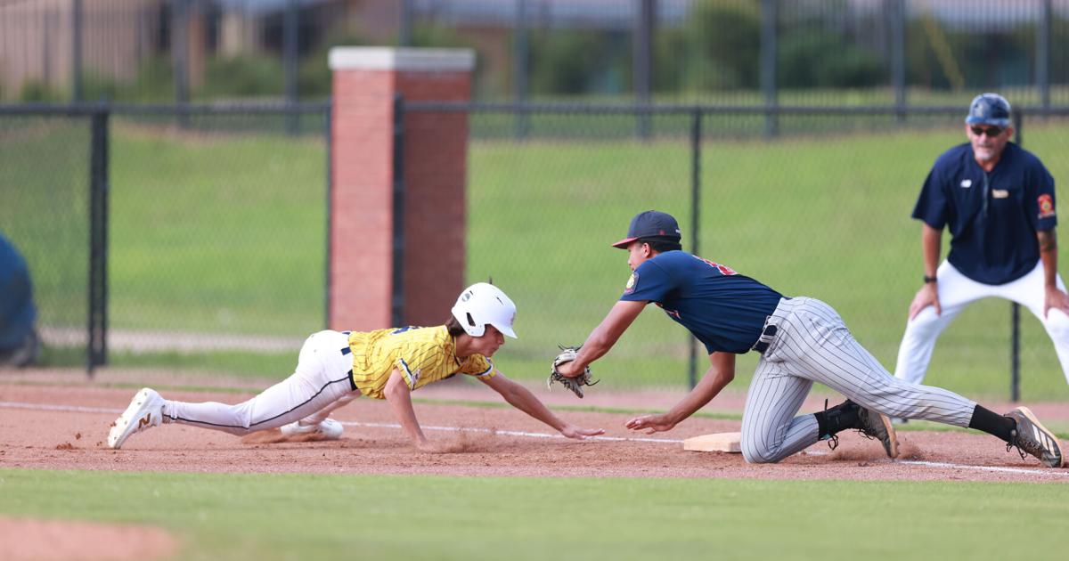 Hot-hitting 49ers set for Mid-South Regional