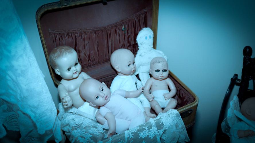 creepy dolls