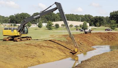Dirt Work More Culverts Are Ongoing At First Choice Gateway Pontotoc Progress Djournal Com Самые новые твиты от first choice bank (@fcbpontotoc): daily journal