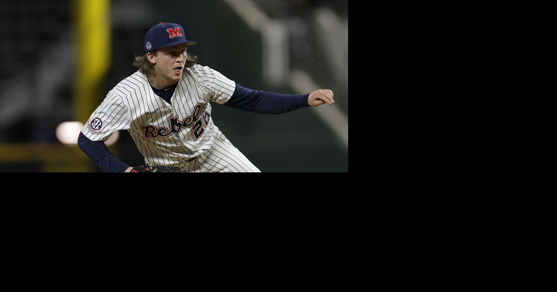 Elliott announces return to Ole Miss