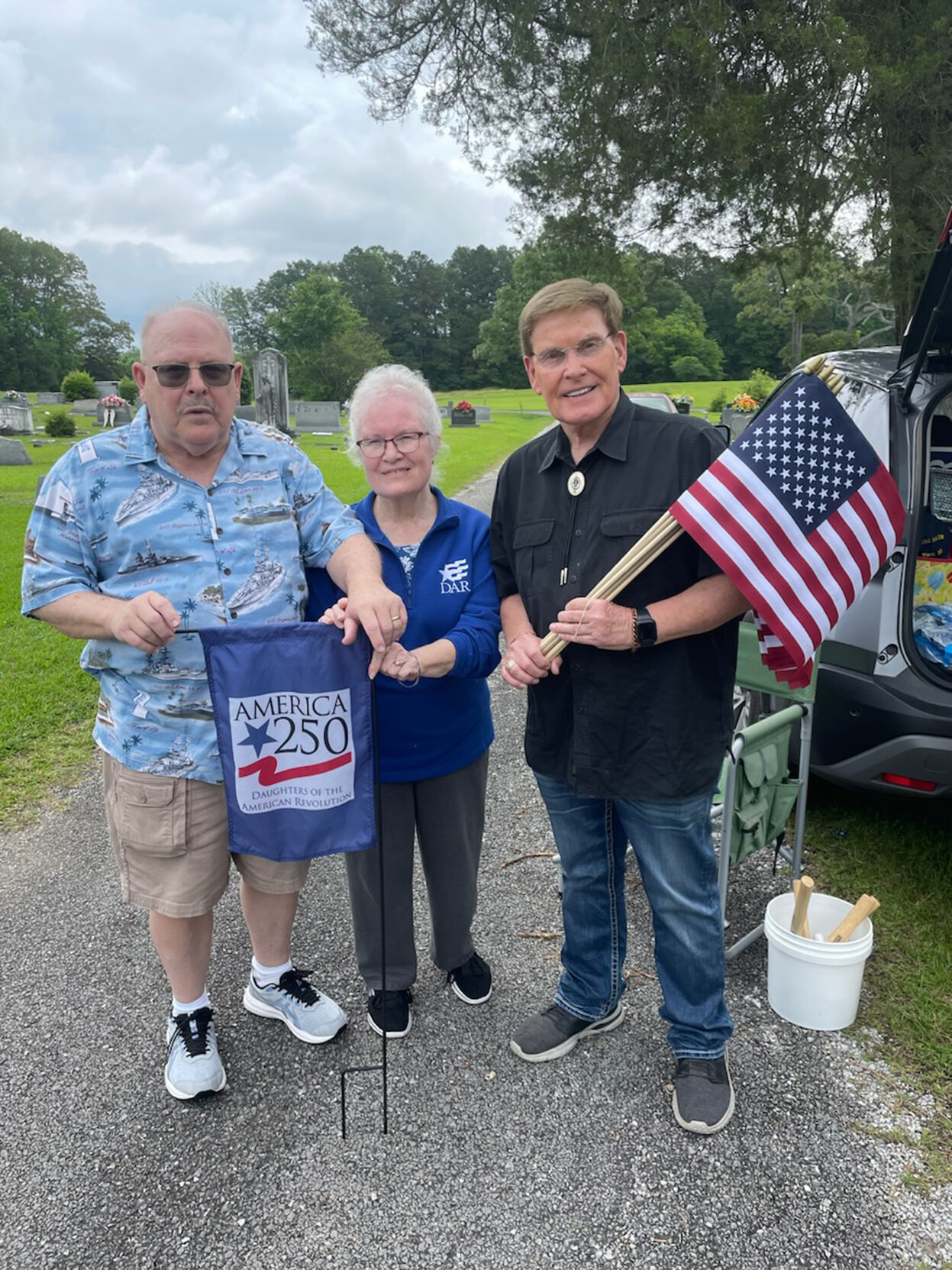 Volunteers honor veterans ahead of Memorial Day | News | djournal.com