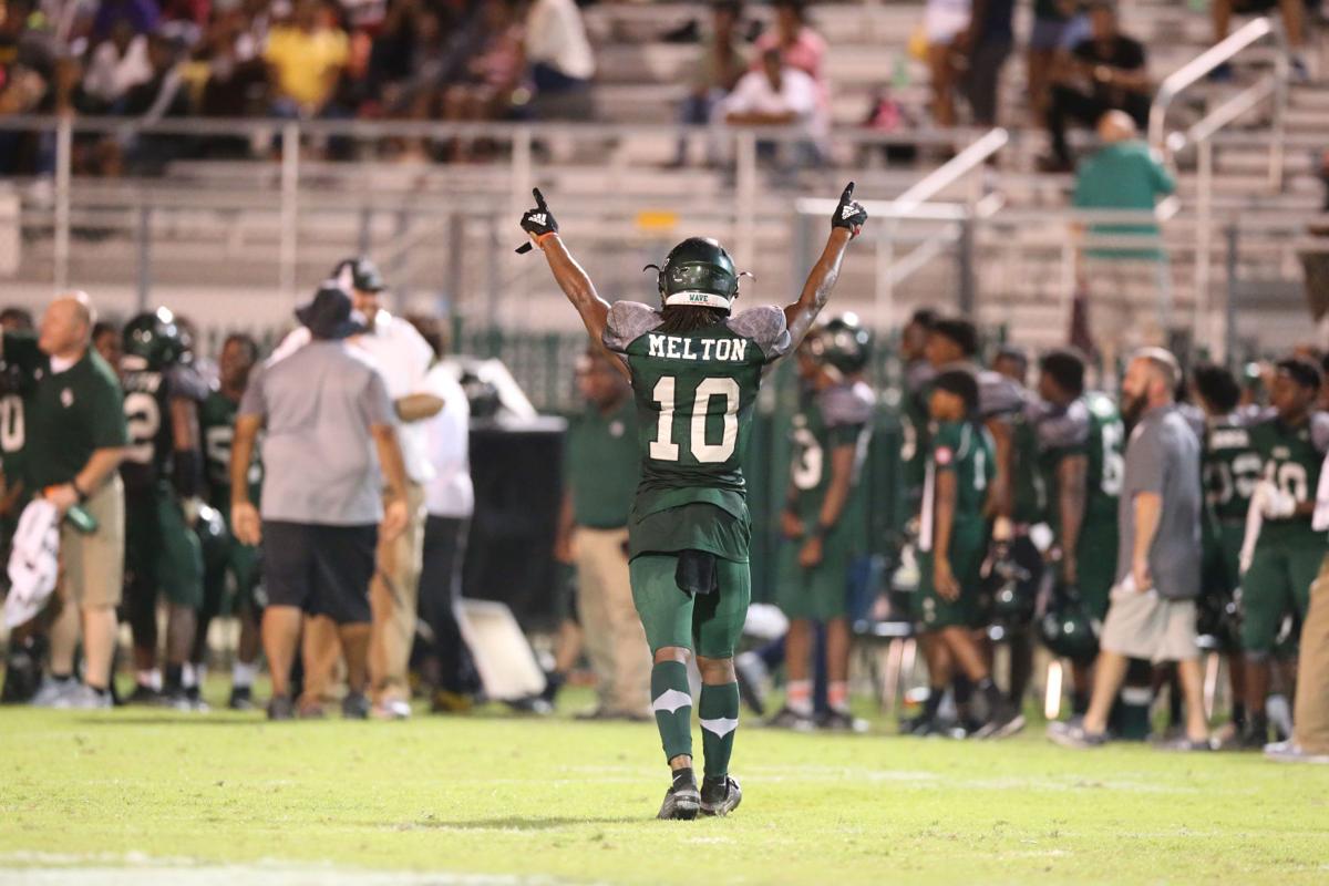 Green Wave Still On Top High School Sports Djournal Com