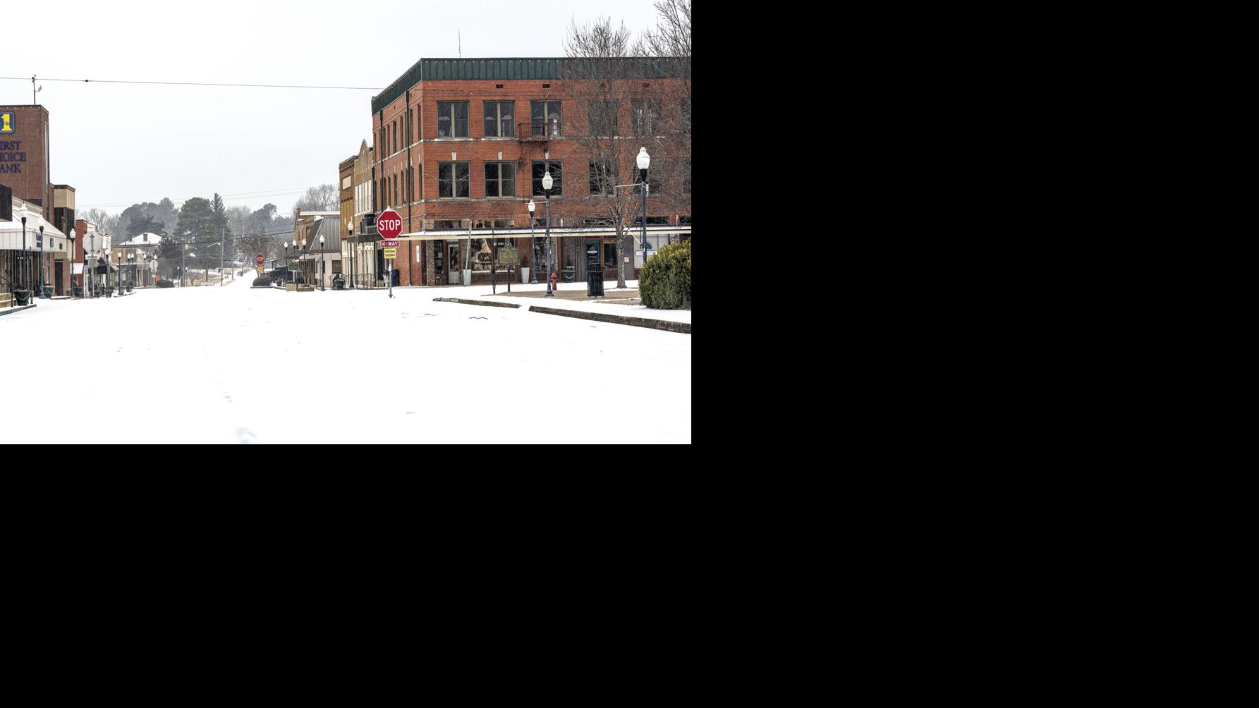 Winter Storm Uri Paralyzes Pontotoc County State Pontotoc Progress Djournal Com The branch location may be owned by the bank or may be leased by the financial institution. winter storm uri paralyzes pontotoc
