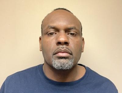 Tupelo man charged with shooting car outside lounge | Crime & Law ...