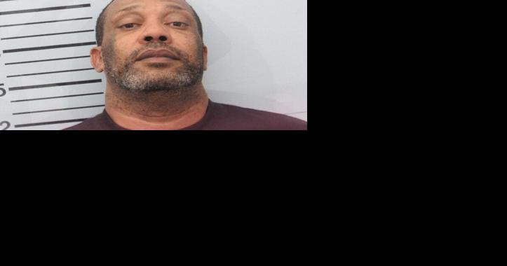 Oxford man charged with threatening employer - Vimarsana News