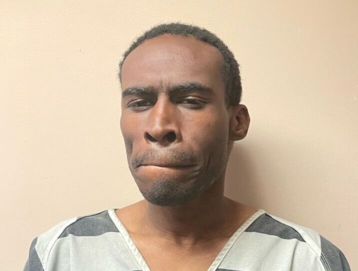 Man accused of assaulting officers during arrest | Crime & Law ...